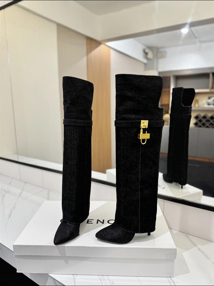 20251128174450641 590